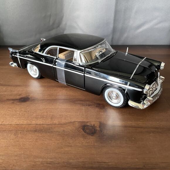 1955 Chrysler C300 Black Diecast Model Toy Car 1/24 Scale Motor Max - Picture 5 of 10